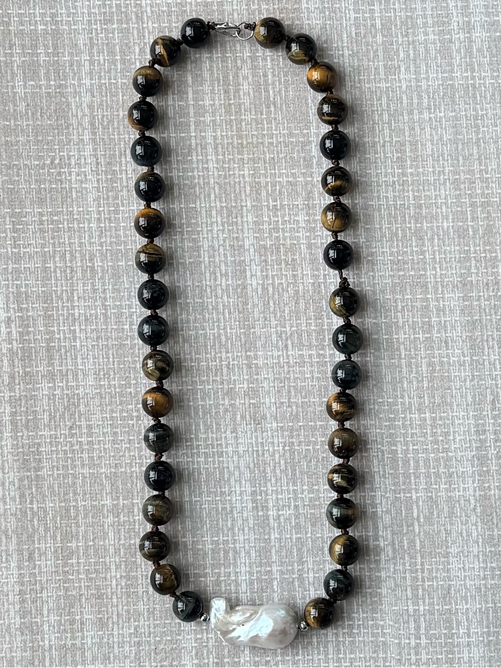 NWOT Tuckernuck Tiger’s Eye and Pearl Necklace